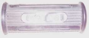 ART.1513 	COPRIPEDALI GUIDATORE MOTOBI IMPERIALE 125 CC. FORO DIAM.14 MM.