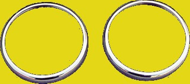 ART.C301 COPPIA CORNICE FARO IN ALLUMINIO LUCIDO PER FIAT 500. ART.C301 COPPIA CORNICE FARO IN ALLUMINIO LUCIDO PER FIAT 500.