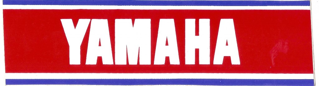 YA10 ADESIVO  YAMAHA