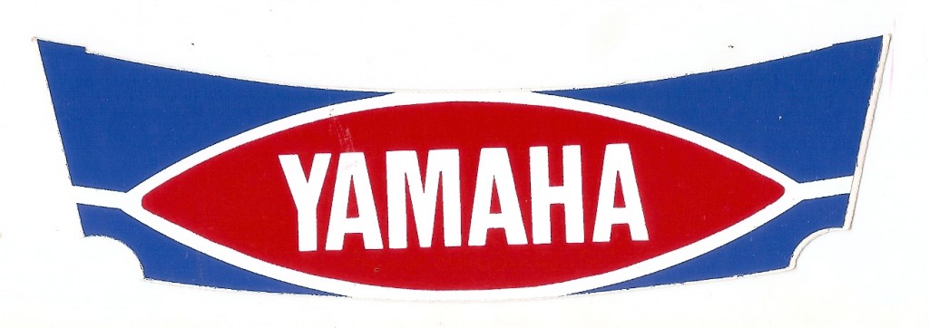 YA14 ADESIVO  YAMAHA