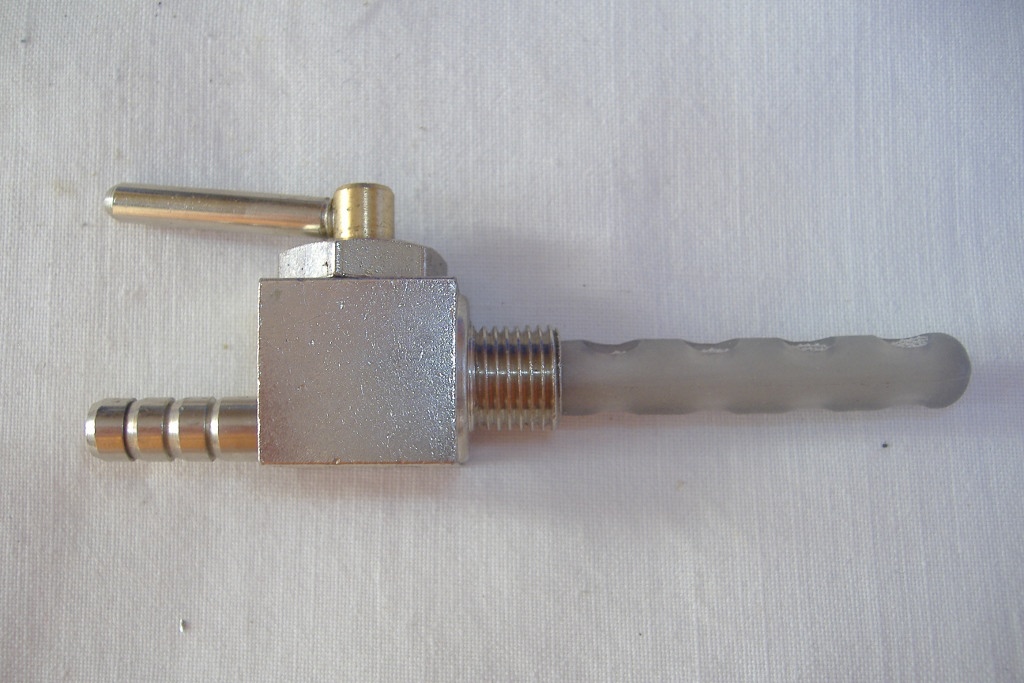 Rubinetto benzina per GUZZI Trotter, Q.16, 10x1, codulo diritto senza riserva Rubinetto benzina per GUZZI Trotter, Q.16, 10x1, codulo diritto senza riserva