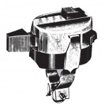 Deviatore ovale, ciclomotori in genere, coperchio in ottone cromato, basetta in plastica nera, fascetta fissaggio in lamiera zincata ø 22. Con pulsanti massa e clacson, 2 scatti – 3 posizioni. Deviatore ovale, ciclomotori in genere, coperchio in ottone cromato, basetta in plastica nera, fascetta fissaggio in lamiera zincata ø 22. Con pulsanti massa e clacson, 2 scatti – 3 posizioni.