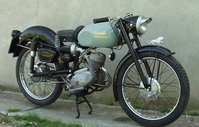 RIVESTIMENTO SELLA BENELLI LEONCINO 125 CC SELLA MONO